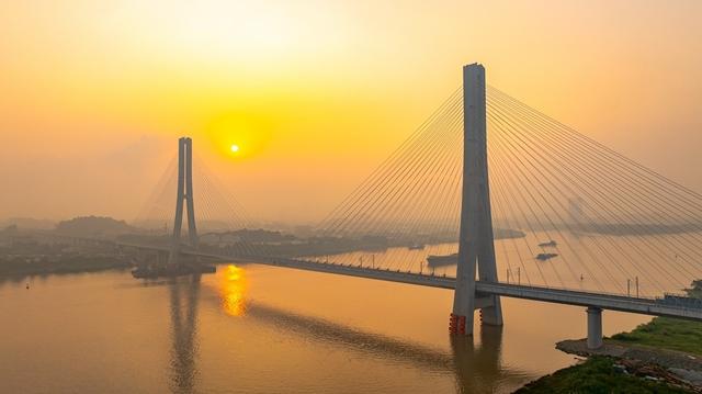 通湾达海，速写新篇！广湛高铁为区域协调发展注入新动能