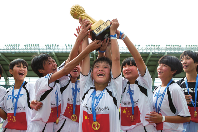 今天，祝你生日快乐！