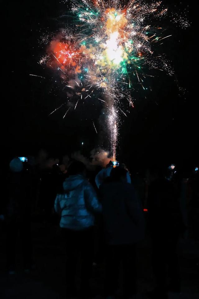 江西跨年攻略出炉！烟火、演唱会、非遗巡游……解锁 N 种新年打开方式