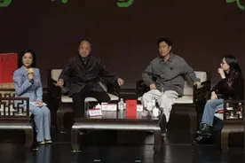 莫言、于和伟对谈，隔空“吐槽”余华：莫言签“余华”，比余华签得漂亮多了！图片