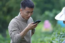 对话牧飒：“守护”乡村，微微萤火也能燎原图片