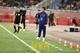 足协杯半决赛：泰山队上半场和成都蓉城战成0:0图片