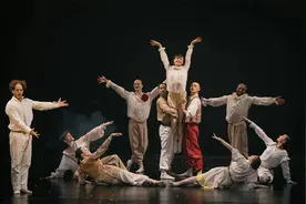 现代舞圈顶流重现上海，他的舞蹈让人过目不忘图片