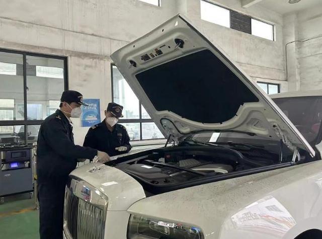 60万买到120万的卡宴？网友：现在就打飞的去海南买车