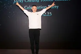 华语歌坛首位！63岁张学友个人演唱会突破1000场，本人回应图片