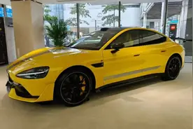 挑战保时捷，征战纽北，至少坚持10年！小米SU7 Ultra首批交付图片