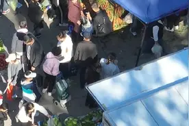 一男子集市扒窃 威海公安民警利用无人机全程录像将其抓获图片