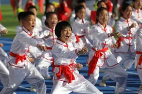 组图丨济南：青春如火，强国有我图片