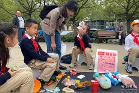 小小售货员上线！神龙小学爱心义卖寓教于乐图片