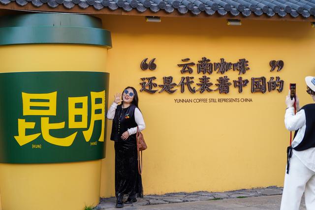 人文经济激活消费新动能|漫步翠湖“文化廊道”：在咖啡飘香中感受人文消费新活力