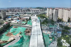 唐山路快速路项目刷新“进度条”：文昌路高架桥梁附属工程将于国庆前完工图片