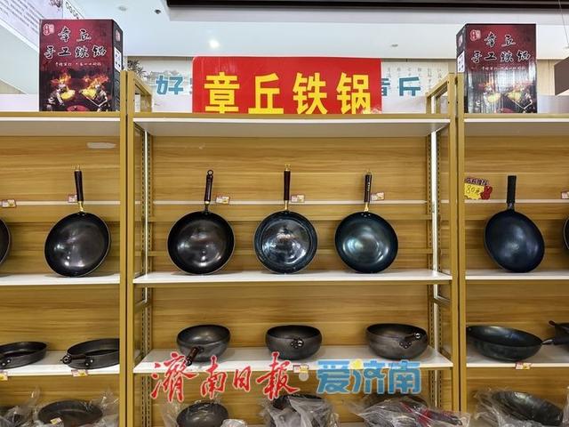 从“歇歇脚”的服务区到“买买买”的会客厅 “过路经济”因何而“火”