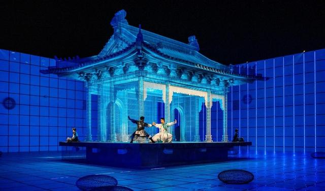 《只有河南·戏剧幻城》：一系列的错相加等于“新物种”