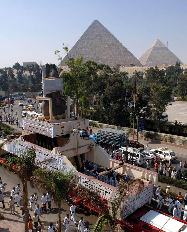 中东行记丨金字塔下，崛起一座新博物馆