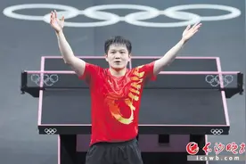 让一追四，樊振东成就大满贯！成为国乒队史上第11位“大满贯”选手图片