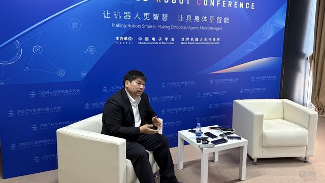 热爆了！中国机器人企业近100万家、融资超240亿，但仍有三大具身智能“非共识”争论