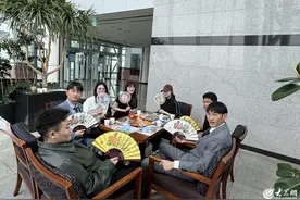 剪纸绽牡丹 墨香飘汉江——郓城非遗走进韩国嘉泉大学图片