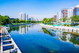 丰台区“点靓凉水河”行动实地探访：记者步行6公里见证城市新貌图片
