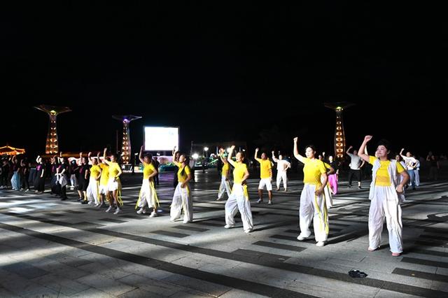 越“夜”越精彩，图们江畔乐舞浪漫启航