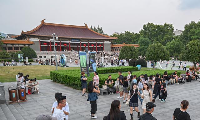 假日中国活力足