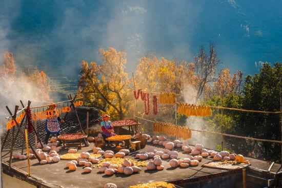 篁岭红叶 + 晒秋，定格人文自然之美