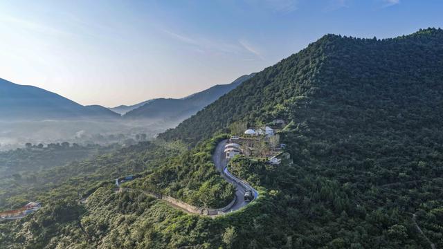 河北遵化：初秋山水，晨景如画
