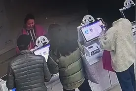 没身份证进不了考场 考前半小时民警“光速”办证图片