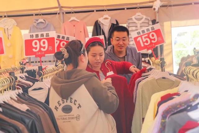 桥西区：双节同庆 尚峰购物广场开启欢乐与文化交融之旅