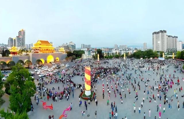 解锁“有一种叫云南的生活” 曲靖避暑经济再启新篇