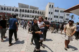 新华时评｜加沙儿童：“我们长不大”图片