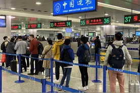 清明假期临近 上海口岸迎出入境客流高峰图片