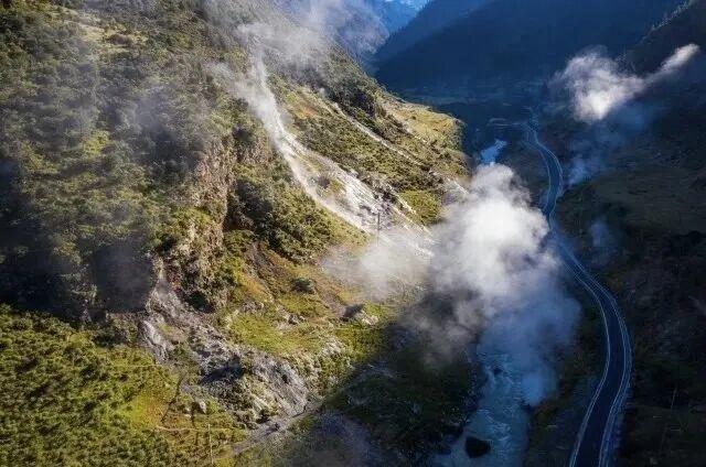 雪山下泡个汤，甘孜冬日真香！