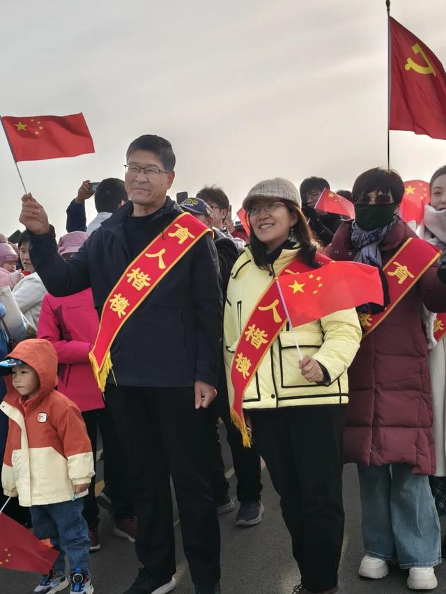 1500米的天地之约——神舟二十一号转运现场侧记