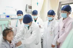警惕：女童同时感染3种病毒！最近发烧、嗓子疼的人多，医院提醒→图片