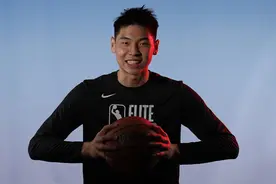 NBA再迎中国球员，崔永熙签约篮网队图片