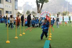 没有考试卷 不用纸和笔——看小学生别样的期末测试大“闯关”图片