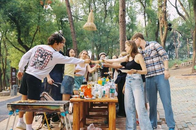 就在14日！首届“Yue东湖”森林烧烤音乐会即将启幕