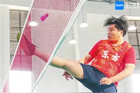 第十二届全国少数民族传统体育运动会各代表队加强毽球项目训练图片