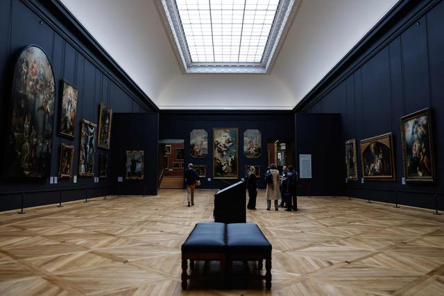 （外代一线）卢浮宫博物馆部分展厅翻新后开放