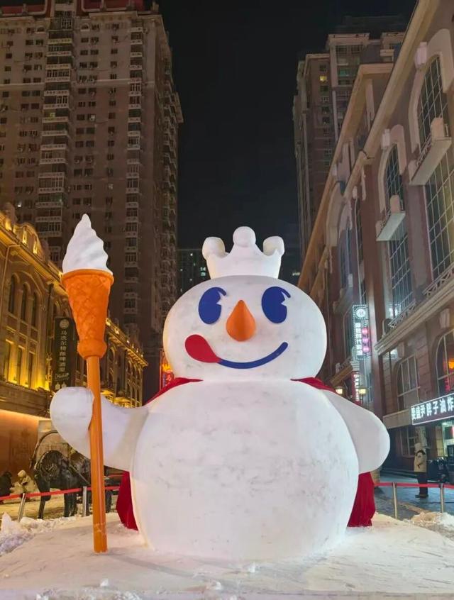 哈尔滨雪人天团营业，把冬天甜成棉花糖