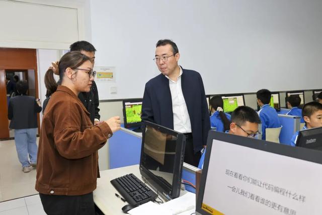 启动三大品牌！玉渊潭中学探索“人工智能+创新思维”育人新范式