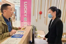 武汉夜间优惠共享停车带来多方共赢，市民停车方便了，商家收益增长了图片