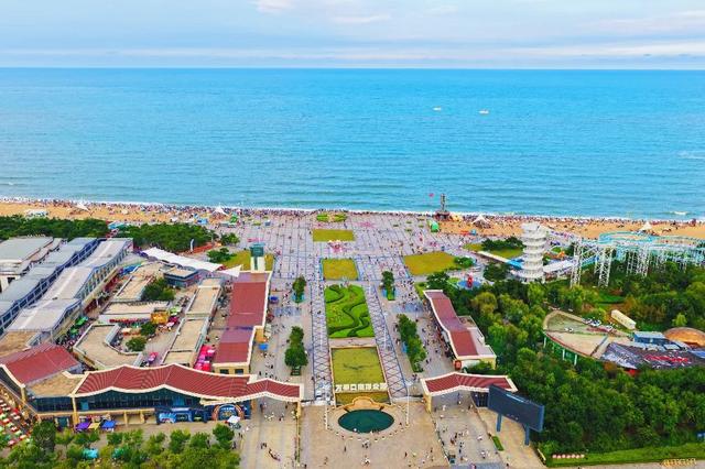 日照海边！“下饺子”模式！今夏顶流避暑地！