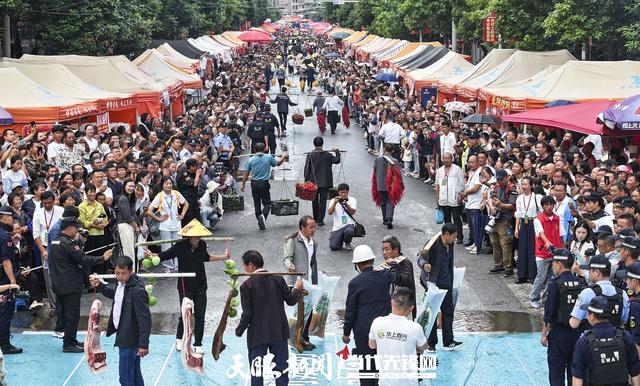 这几天，“面条小镇”万人齐嗨！
