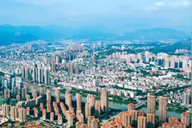 国庆小长假，跟着《走遍中国》到小城CityWalk，CityEat！图片