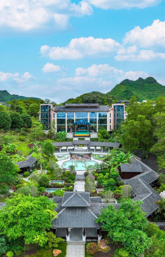 暖身又暖心!8条自驾线路带你在广西反向过冬→