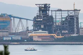 特朗普加征钢铁关税，韩官员警告：韩国经济可能遭受“毁灭性冲击”图片