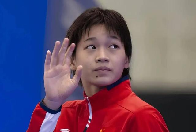 陈芋汐感谢全红婵，谈低谷期遇上正值巅峰期的全红婵：因为与小红配对双人才被带回赛场