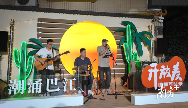 花都赤坭：“潮涌巴江”双节同庆，非遗烟花齐绽放