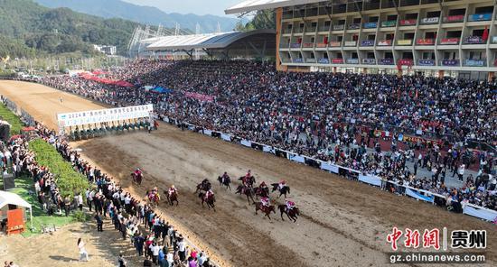 三都“六大领域”为旅游名县建设添彩